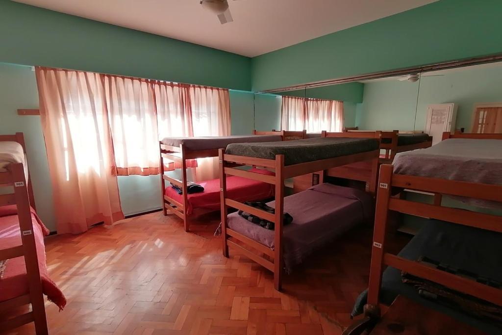Alamo Hostel & Suites Мендоса Экстерьер фото